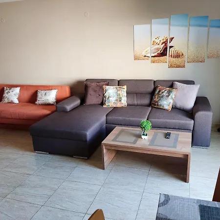 Charis Cozy Family At Sun Village Complex Close To The Apartmán