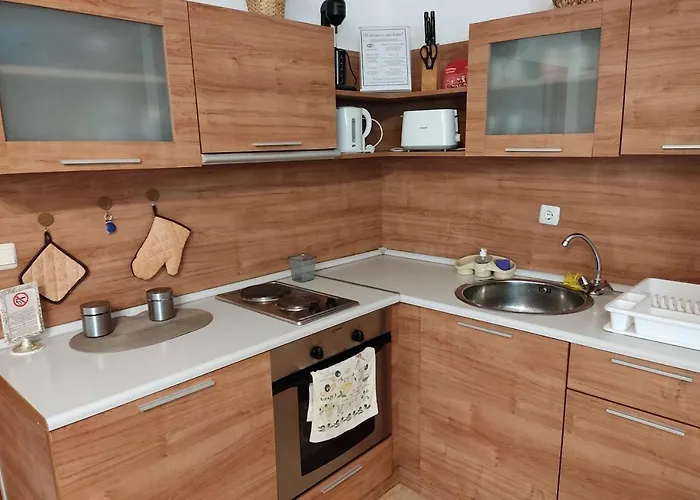 Charis Cozy Family At Sun Village Complex Close To The 公寓 *