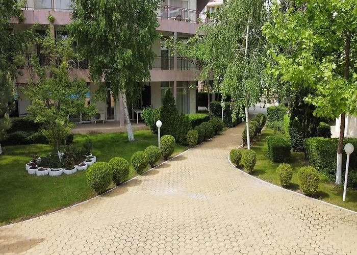 Charis Cozy Family At Sun Village Complex Close To The 公寓 *