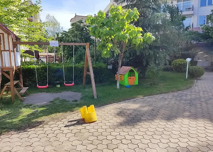 Charis Cozy Family At Sun Village Complex Close To The 公寓