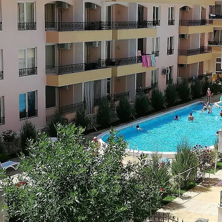 Charis Cozy Family At Sun Village Complex Close To The Appartement