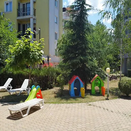 Charis Cozy Family At Sun Village Complex Close To The *