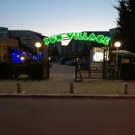 Charis Cozy Family At Sun Village Complex Close To The