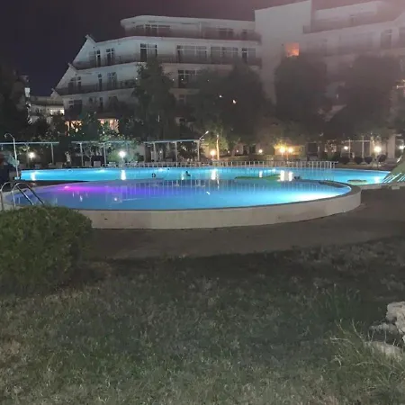 Charis Cozy Family At Sun Village Complex Close To The Apartament