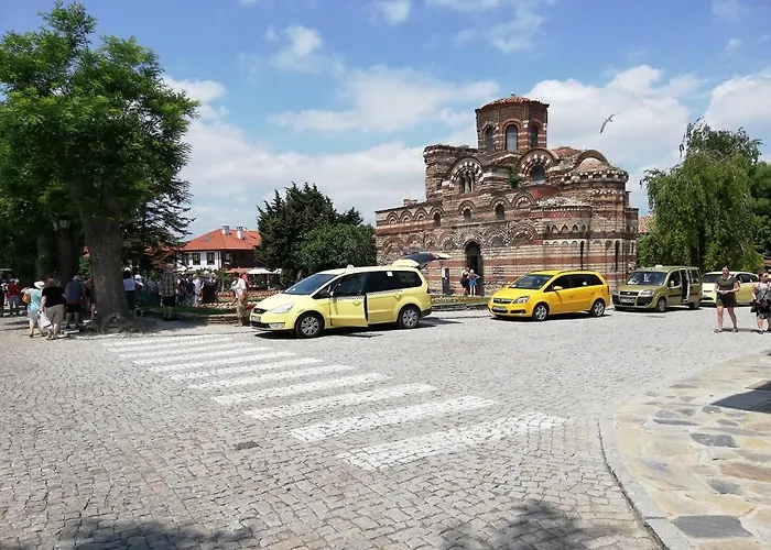 Charis Cozy Family At Sun Village Complex Close To The Appartement