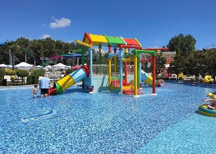 Charis Cozy Family At Sun Village Complex Close To The Апартаменти Сонячний Берег