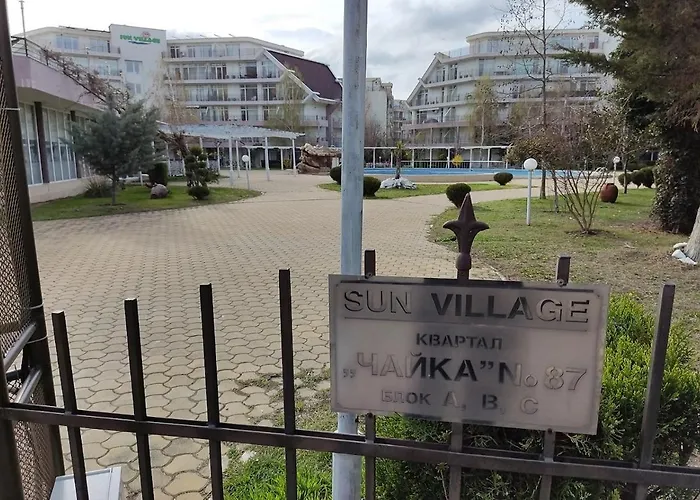 Charis Cozy Family At Sun Village Complex Close To The