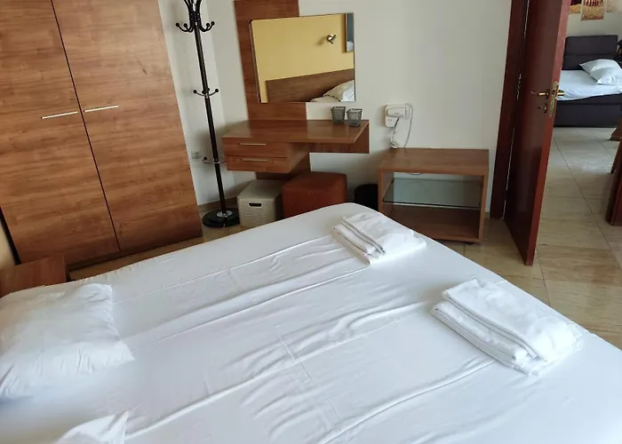 Charis Cozy Family At Sun Village Complex Close To The Slantchev Briag