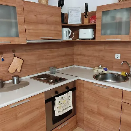 Charis Cozy Family At Sun Village Complex Close To The شقة *