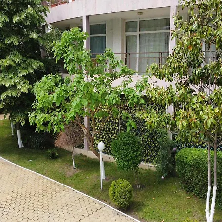 Charis Cozy Family At Sun Village Complex Close To The