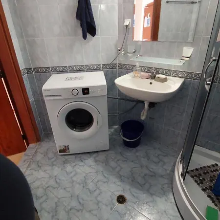 Charis Cozy Family At Sun Village Complex Close To The شقة